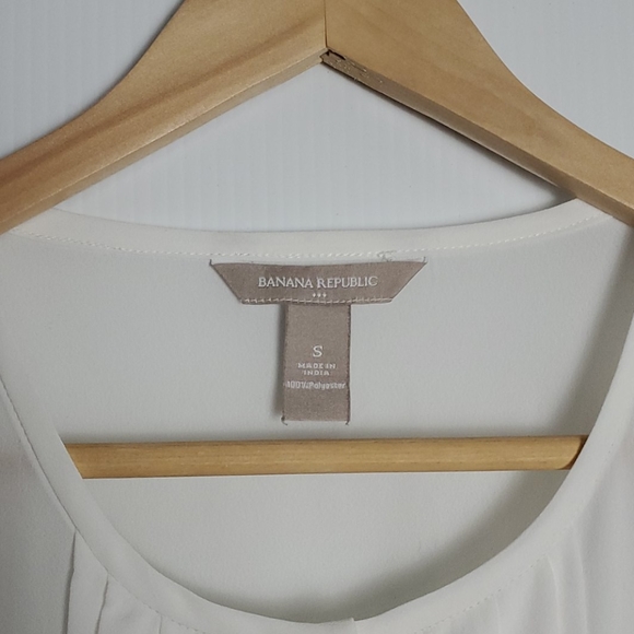 White top bundle - Picture 3 of 3